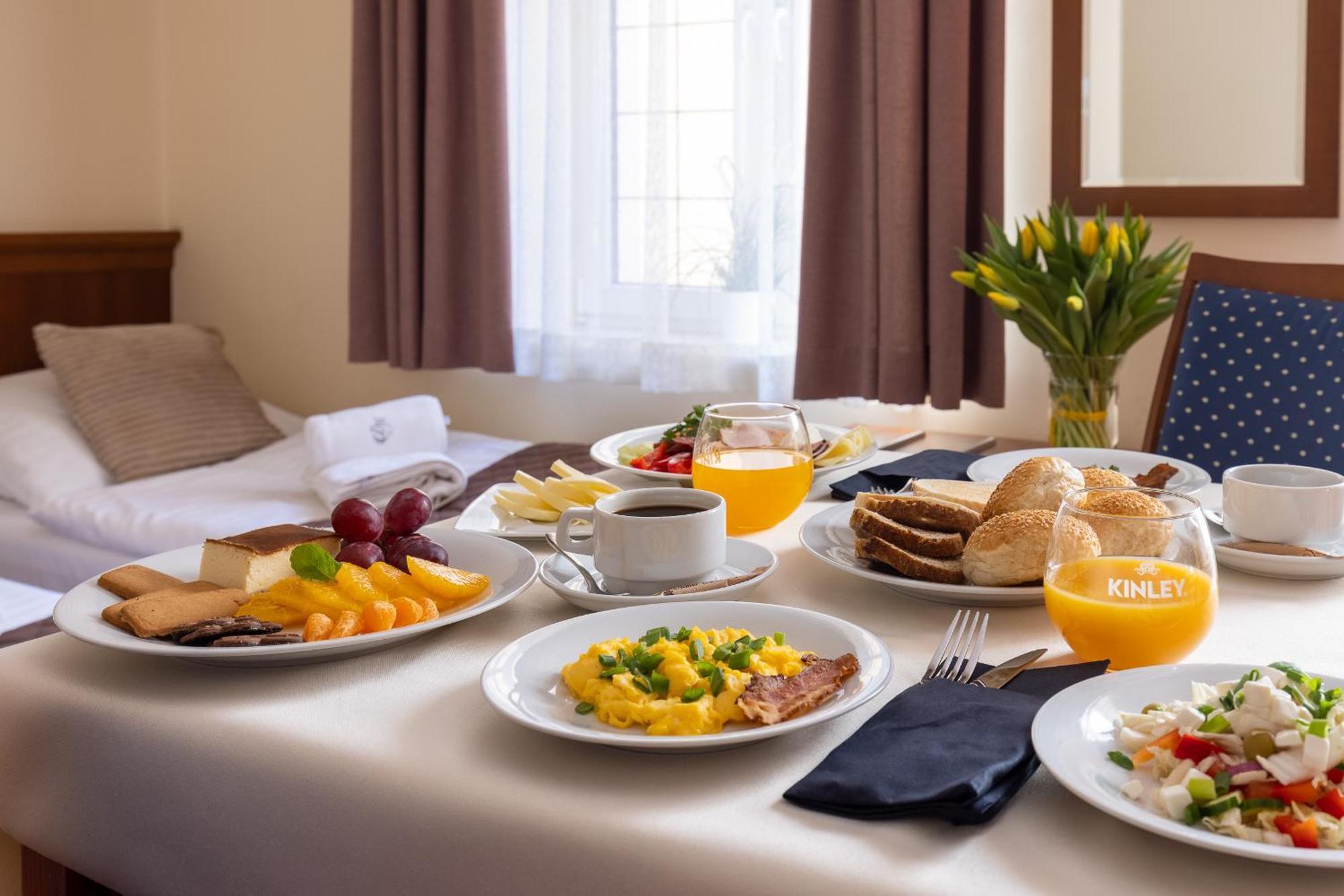 Hotel Diamond W Bialym Dworku Rumia Kamer foto
